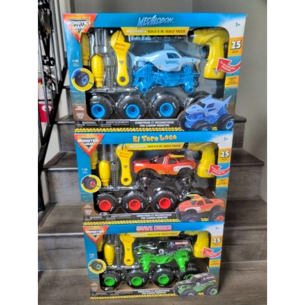 Monster Jam Mechanix Grave Digger Toro Loco Megalodon Re-Build Truck 1:18 Lot 3